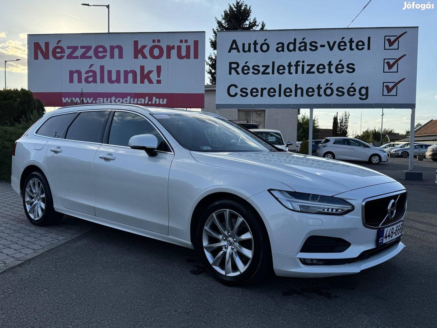 Volvo V90 2.0 D [D4] Momentum Pro AWD Geartroni...